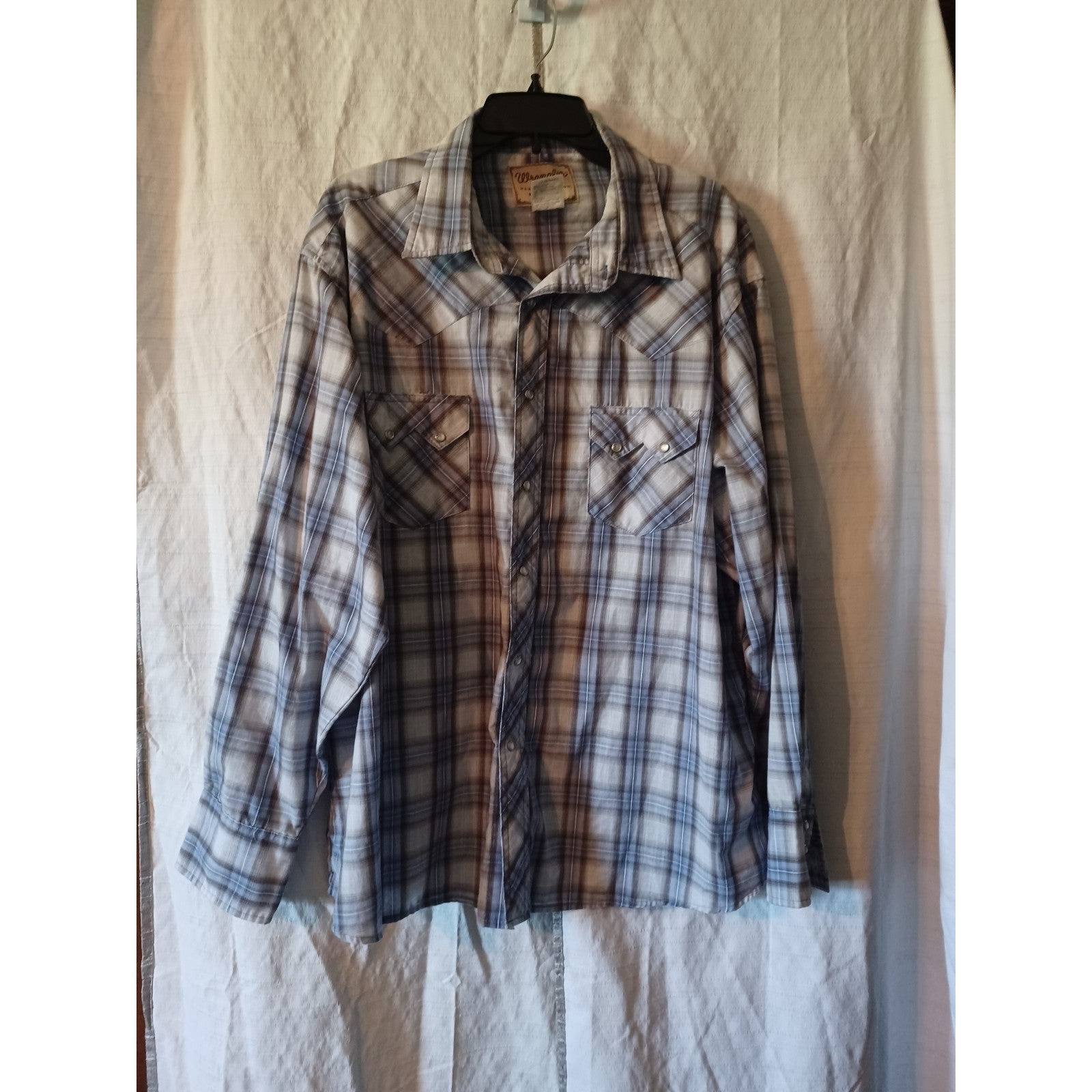 Wrangler Men's L/S Blue Plaid Pearl Snap Shirt. Xxl. Tag Is Worn.